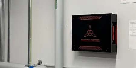 Salgromatic Spider Extinguishes Fires in Confined Spaces Automatically